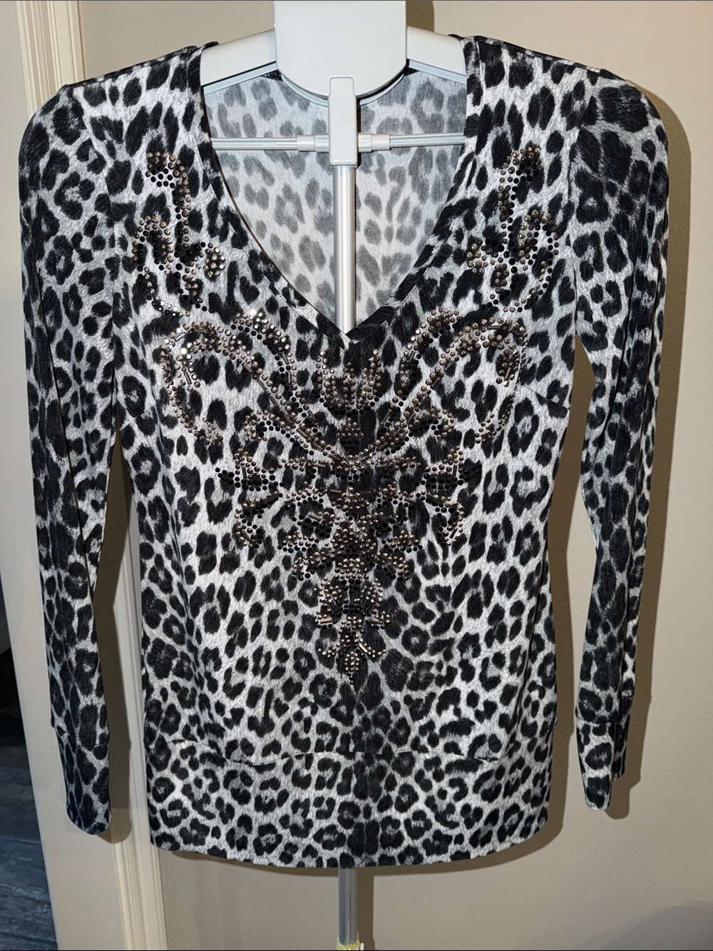 Cache Black & White Leopard-Print V-Neck Top with Rhinestone Detail